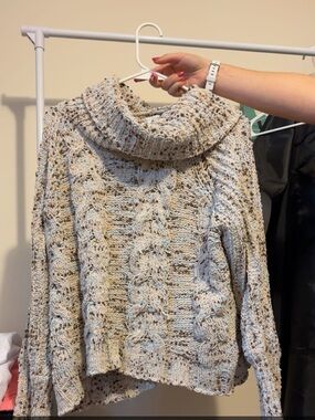 Cozy Cable-Knit Turtleneck Sweater in Oatmeal